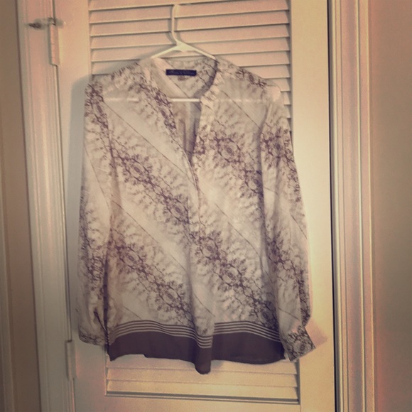 White/grey blouse. Never worn. - Picture 1 of 5